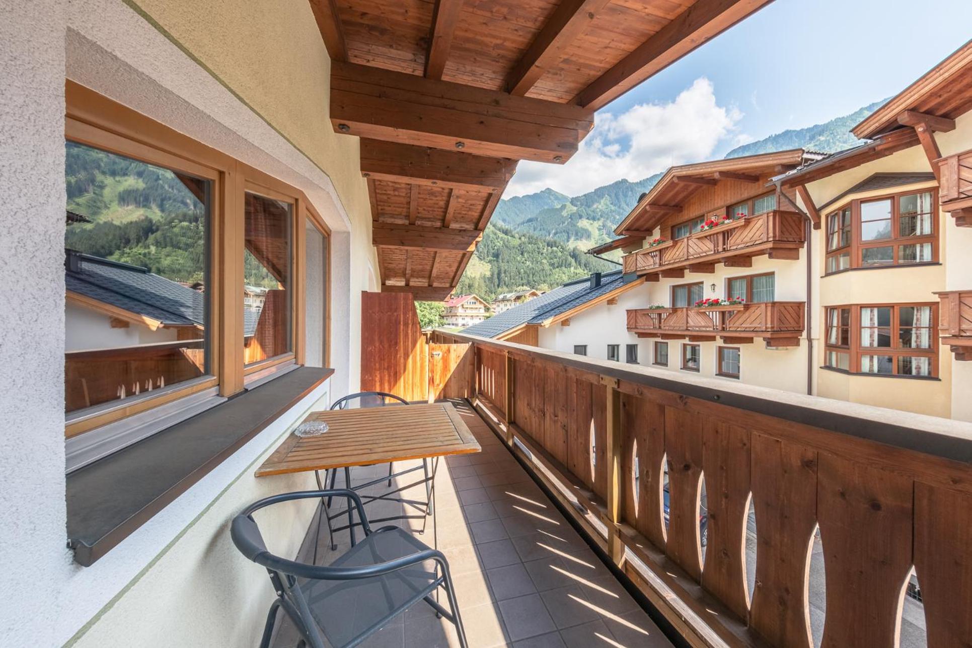 Apartments Alpina Mayrhofen Quarto foto